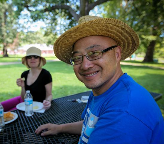 Luyi and Laura - The Hat Club